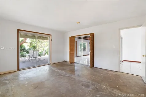 8445 SW 158th Street Palmetto Bay FL 33157
