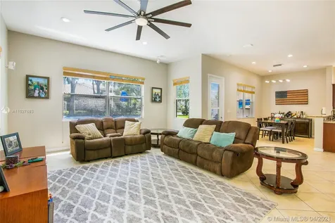 7116 Old Orchard Way Boynton Beach FL 33436