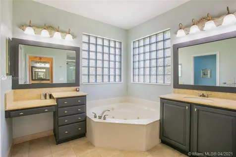 7116 Old Orchard Way Boynton Beach FL 33436