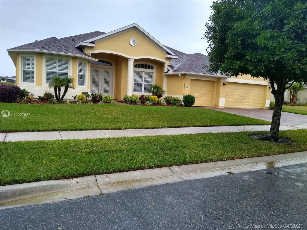 2841 Sweetspire Circle Kissimmee FL 34746