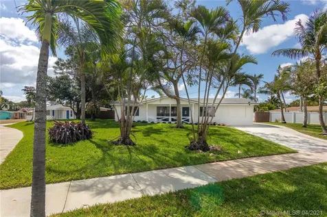 2037 6th Court S Lake Worth FL 33461