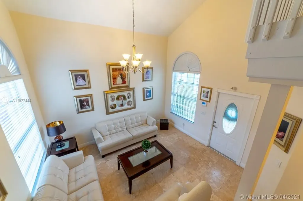 1172 SW 85th Avenue Miami FL 33144