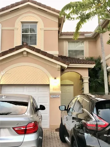 12252 SW 124th Path Miami FL 33186