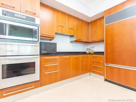 3101 S Ocean Drive Hollywood FL 33019