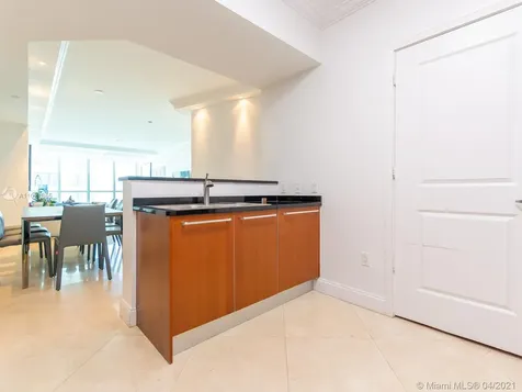 3101 S Ocean Drive Hollywood FL 33019