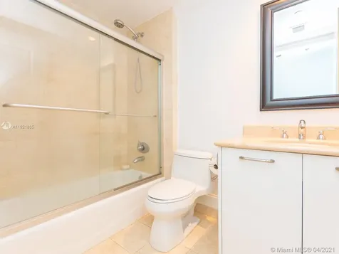 3101 S Ocean Drive Hollywood FL 33019
