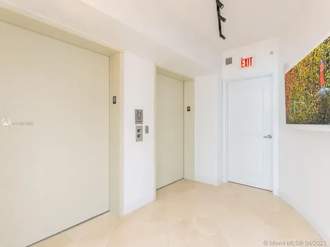 3101 S Ocean Drive Hollywood FL 33019