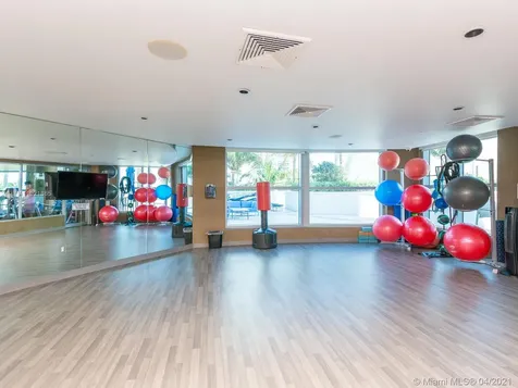 3101 S Ocean Drive Hollywood FL 33019
