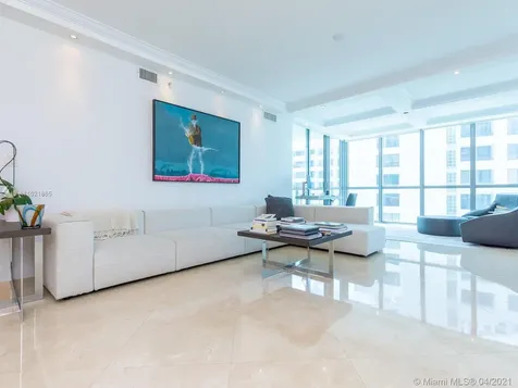 3101 S Ocean Drive Hollywood FL 33019