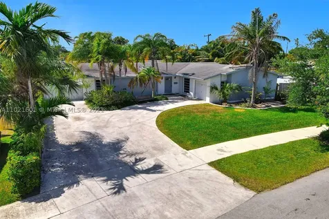 18910 SW 96th Avenue Cutler Bay FL 33157