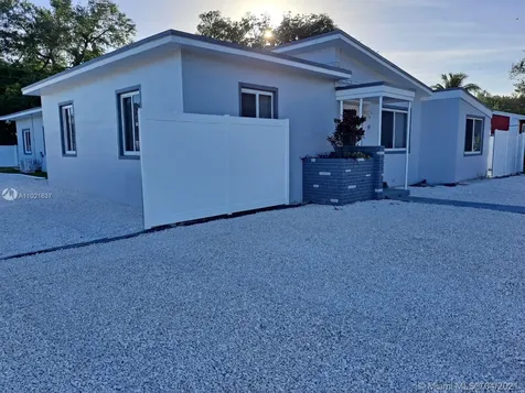 14 Edmund Road West Park FL 33023
