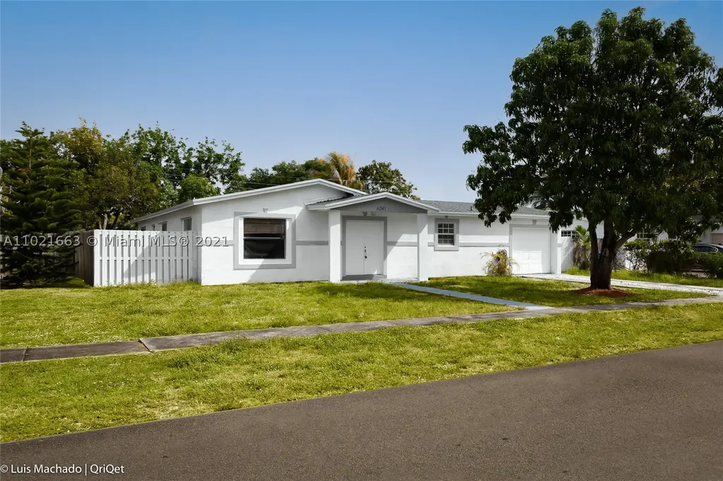 6241 NW 18th Court Sunrise FL 33313