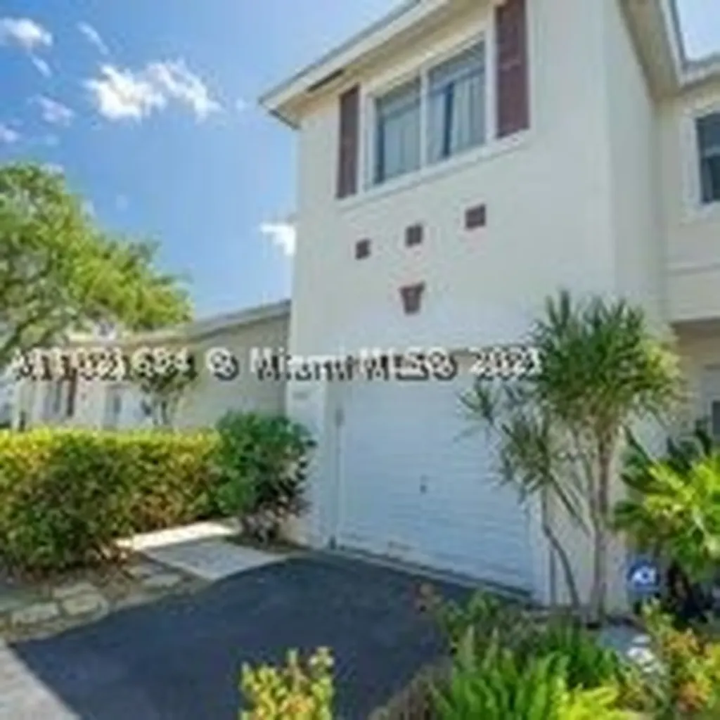 774 NW 42nd Place Deerfield Beach FL 33064