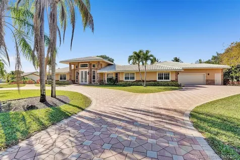 4330 NW 101st Drive Coral Springs FL 33065