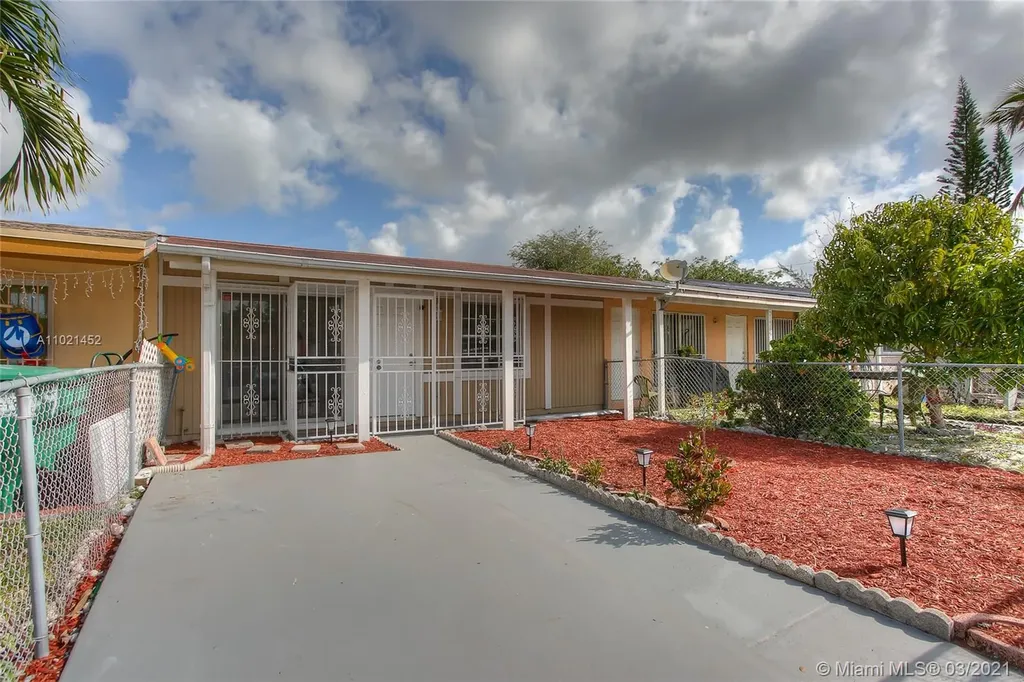 21367 NW 39th Avenue Miami Gardens FL 33055