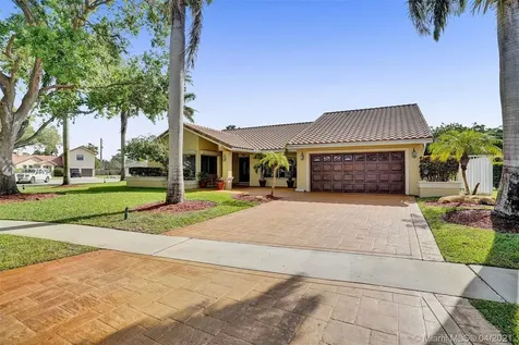 1724 NW 91st Avenue Plantation FL 33322