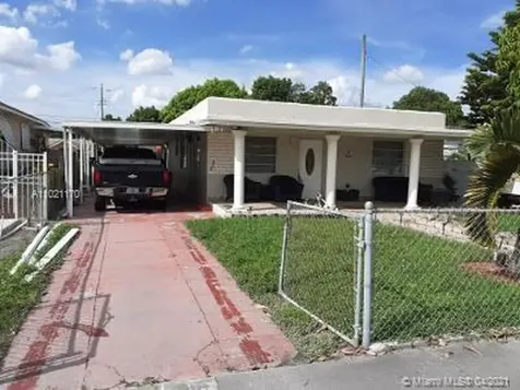 717 W 34th Street Hialeah FL 33012