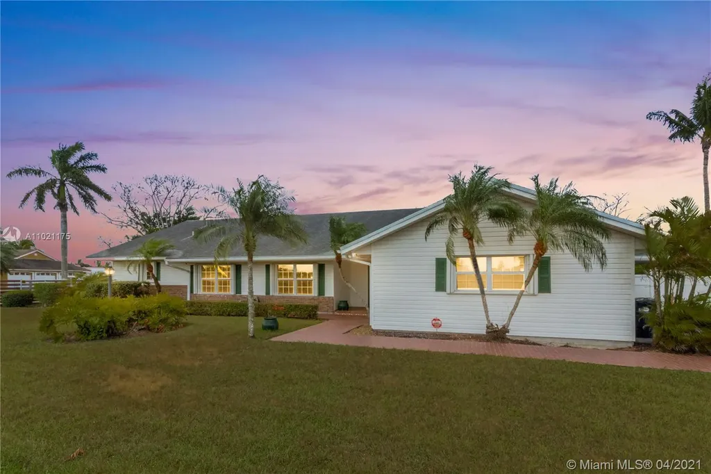 29490 SW 193rd Avenue Homestead FL 33030