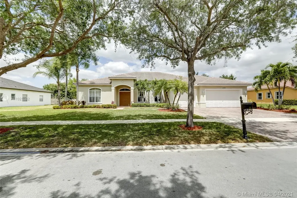 11339 Temple Street Cooper City FL 33330