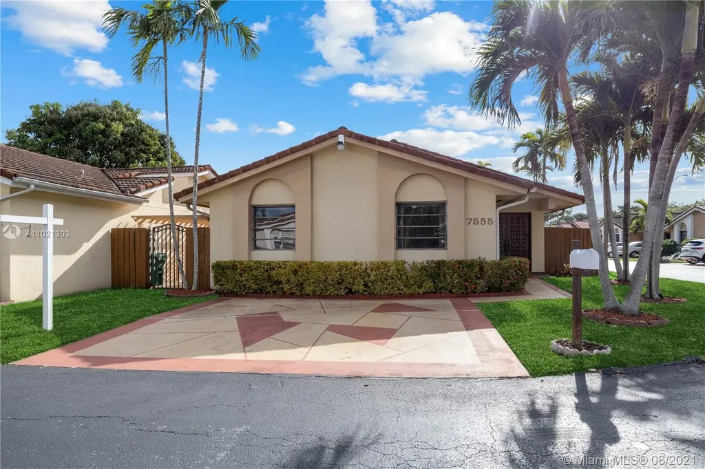 7555 SW 112th Court Miami FL 33173