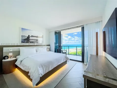 2201 Collins Avenue Miami Beach FL 33139