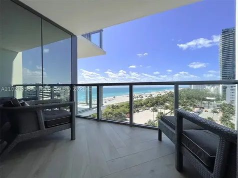 2201 Collins Avenue Miami Beach FL 33139
