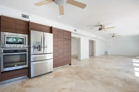 200 W Mashta Drive Key Biscayne FL 33149