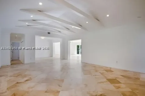 200 W Mashta Drive Key Biscayne FL 33149