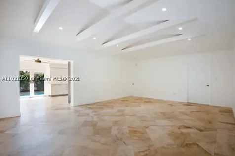 200 W Mashta Drive Key Biscayne FL 33149
