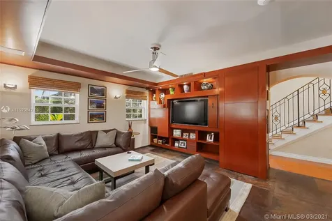 1830 W 24th Street Miami Beach FL 33140