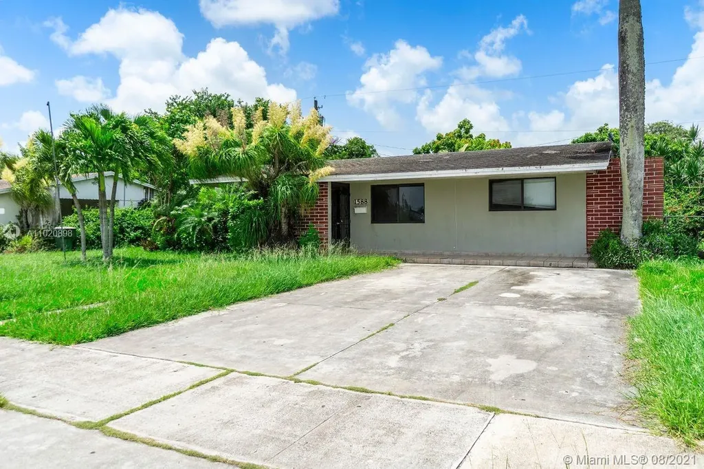 1588 NW 8th Avenue Homestead FL 33030