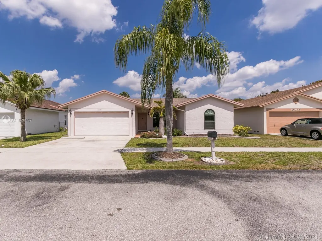 10081 SW 17th Court Davie FL 33324