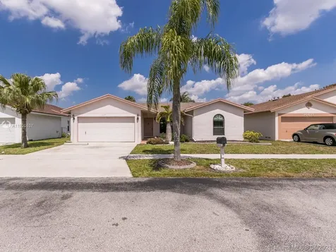 10081 SW 17th Court Davie FL 33324