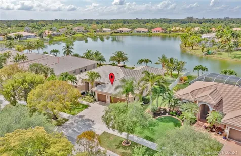 5049 Waters Edge Way Cooper City FL 33330