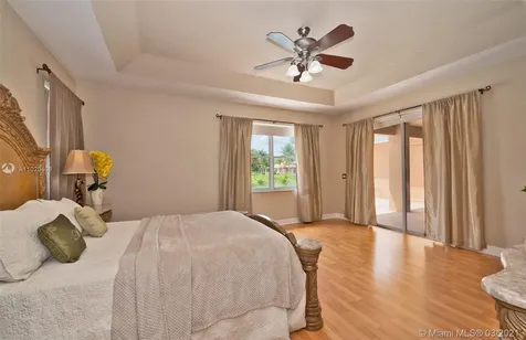 5049 Waters Edge Way Cooper City FL 33330