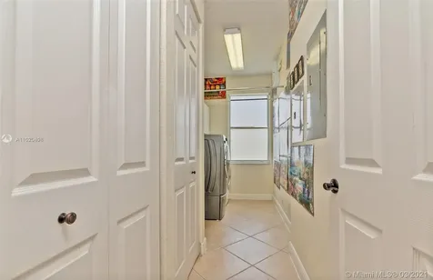 5049 Waters Edge Way Cooper City FL 33330