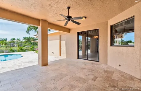 5049 Waters Edge Way Cooper City FL 33330