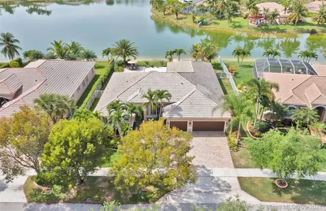 5049 Waters Edge Way Cooper City FL 33330