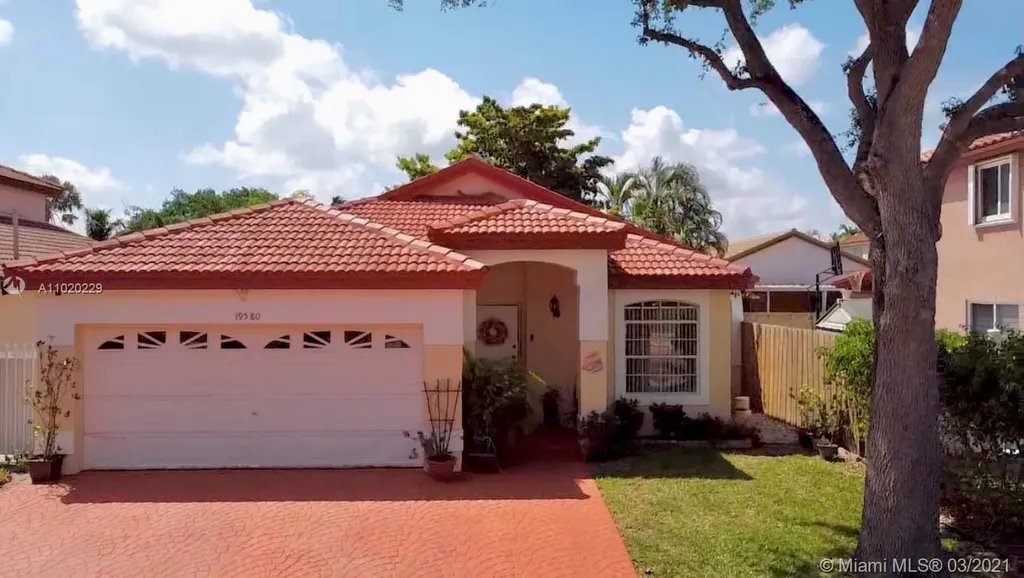 19580 NW 82nd Court Hialeah FL 33015