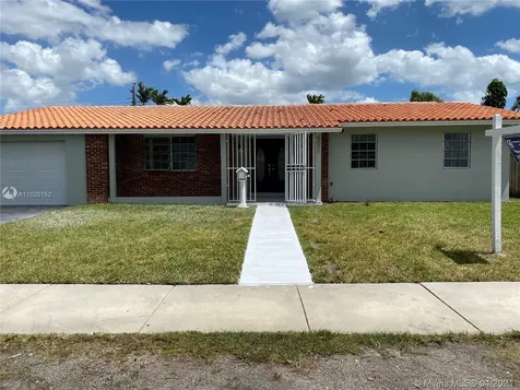 4621 SW 89th Court Miami FL 33165
