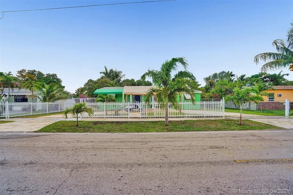 530 NE 140th Street North Miami FL 33161