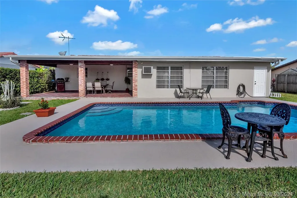 6434 SW 107th Place Miami FL 33173