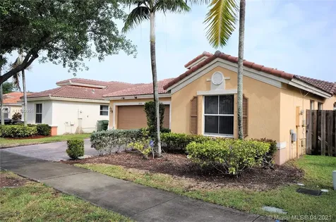1935 NE 3rd Court Homestead FL 33033