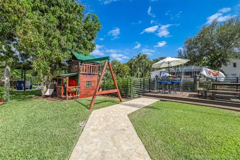 1050 Alfonso Avenue Coral Gables FL 33146