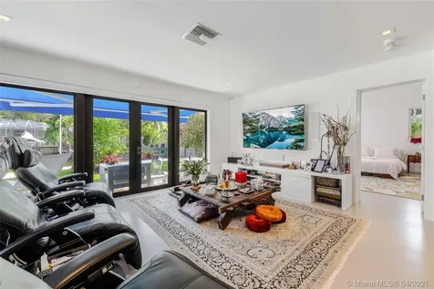 1050 Alfonso Avenue Coral Gables FL 33146
