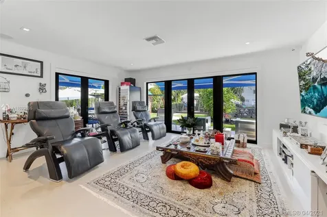 1050 Alfonso Avenue Coral Gables FL 33146