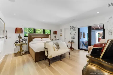 1050 Alfonso Avenue Coral Gables FL 33146