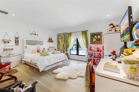 1050 Alfonso Avenue Coral Gables FL 33146