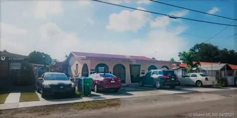 228 NW 32nd Avenue Miami FL 33125