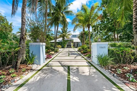 10605 SW 61st Avenue Pinecrest FL 33156